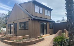 Oneroa Chalet